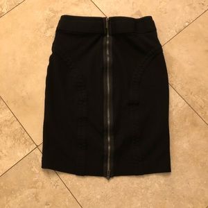 BCBG Black front zip skirt.  Size XS.  Like new